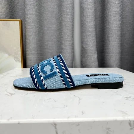 グッチ スリッパ