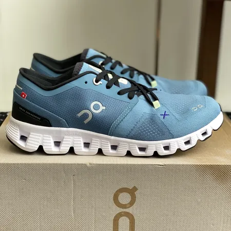 ロエベ スニーカー