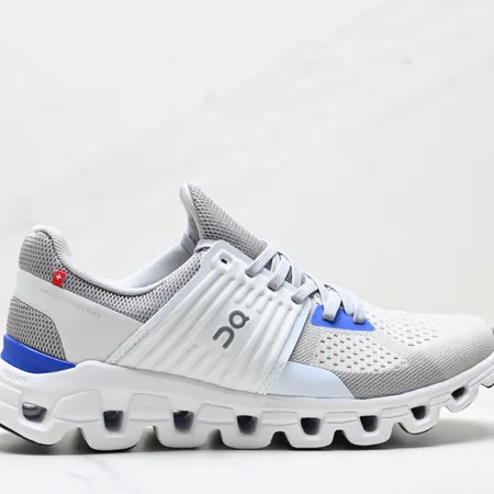 ロエベ スニーカー