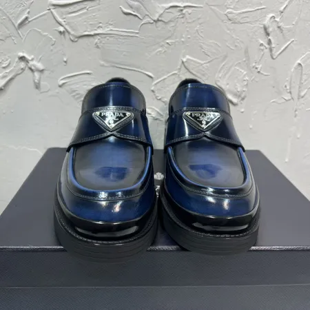 プラダ ビジネスシューズ