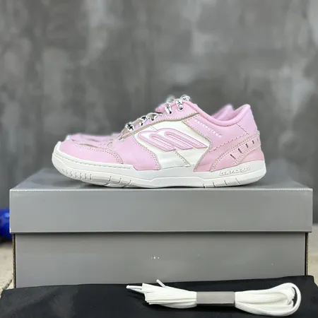 バレンシアガ カジュアルシューズ