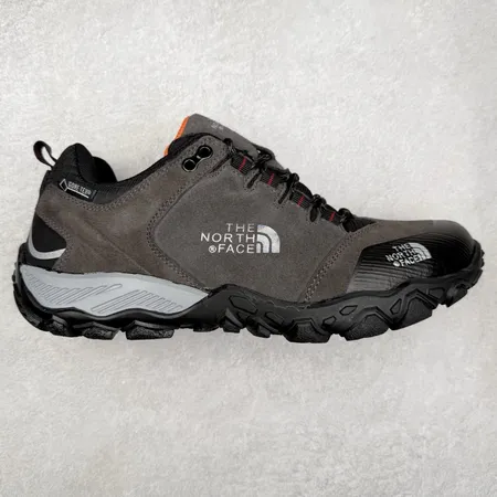 ノースフェイス スニーカー