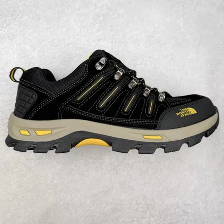 ノースフェイス スニーカー
