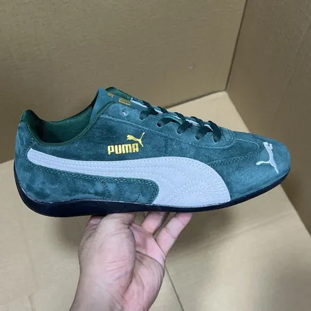 プーマ カジュアルシューズ