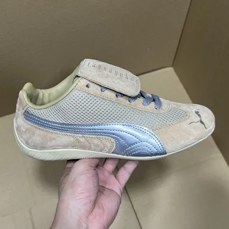 プーマ カジュアルシューズ