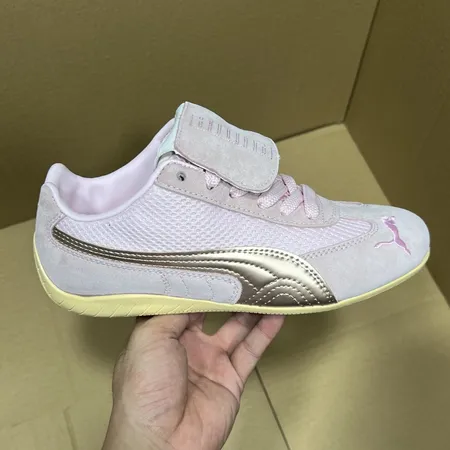 プーマ カジュアルシューズ