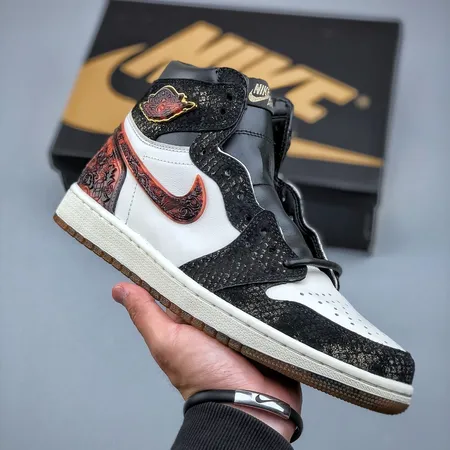 ナイキ スニーカー