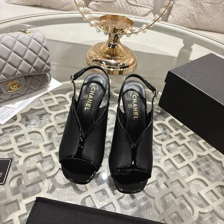 シャネル サンダル