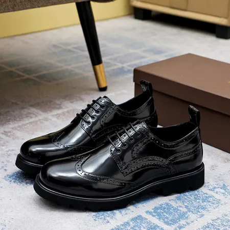 ボッテガ ヴェネタ ビジネスシューズ