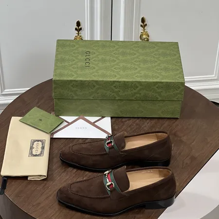 グッチ ビジネスシューズ