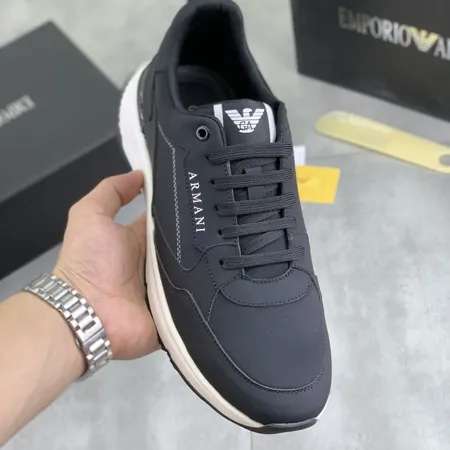 アルマーニ スニーカー