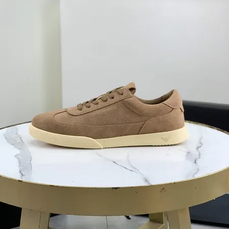 アルマーニ カジュアルシューズ