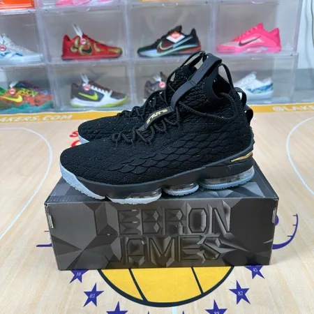 ナイキ スニーカー