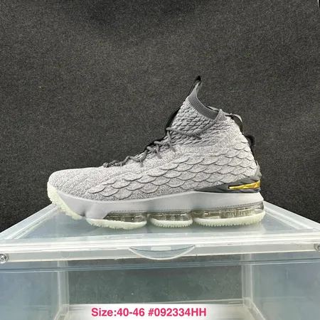 ナイキ スニーカー