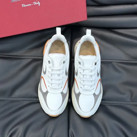 フェラガモ カジュアルシューズ