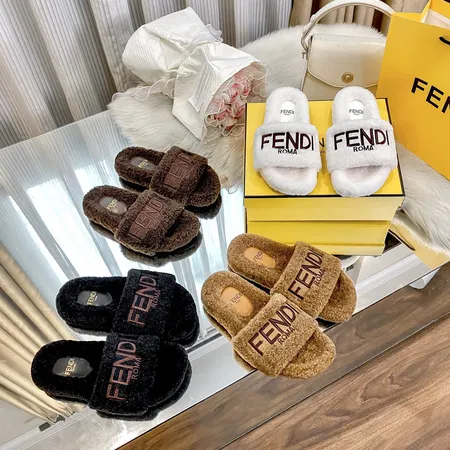 フェンディ スリッパ