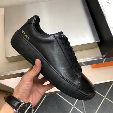 ヴェルサーチ カジュアルシューズ