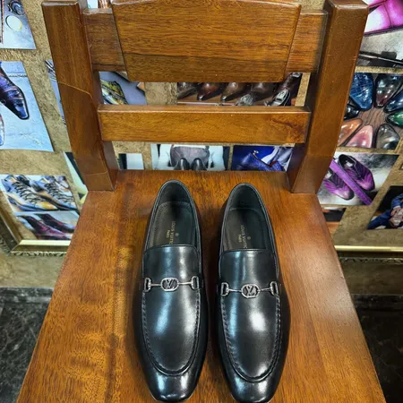 ルイヴィトン ビジネスシューズ