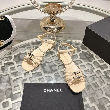 シャネル サンダル
