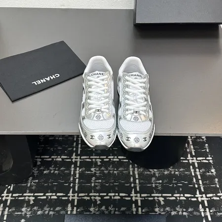 シャネル スニーカー