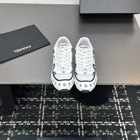 シャネル スニーカー