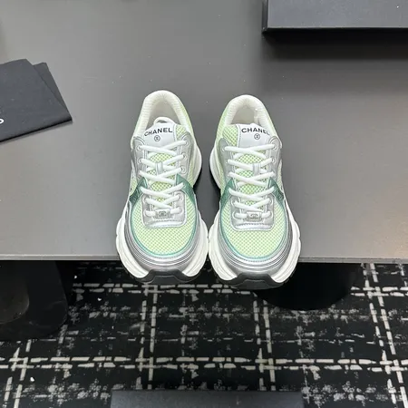 シャネル スニーカー