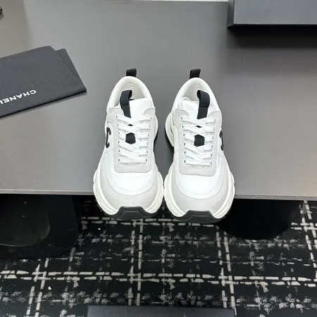 シャネル スニーカー