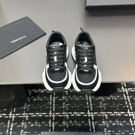 シャネル スニーカー
