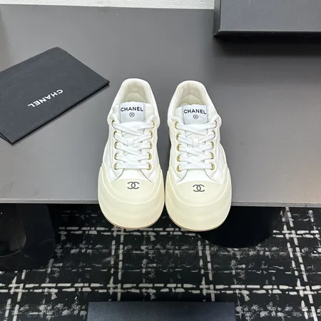 シャネル スニーカー