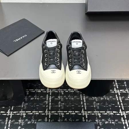 シャネル スニーカー