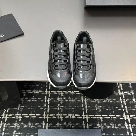 シャネル スニーカー