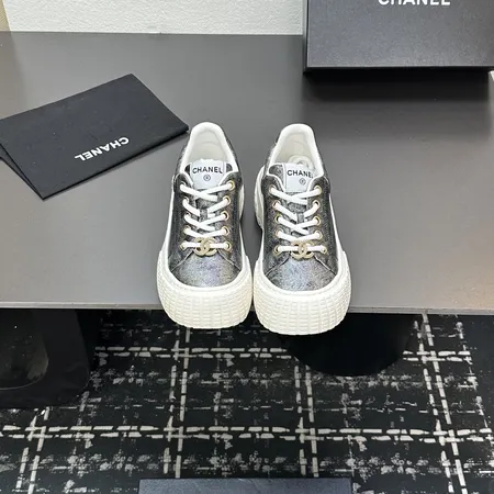 シャネル スニーカー