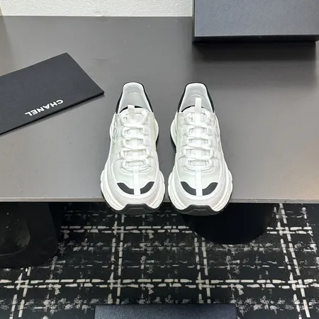 シャネル スニーカー