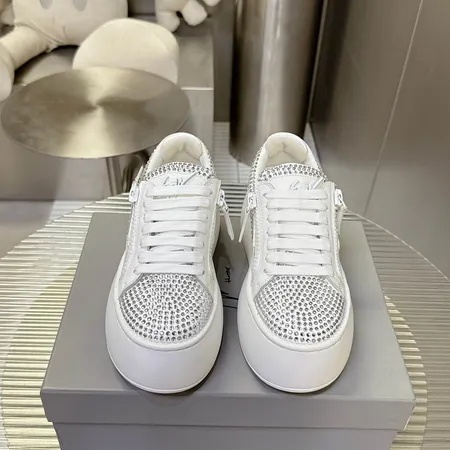 フェンディ カジュアルシューズ