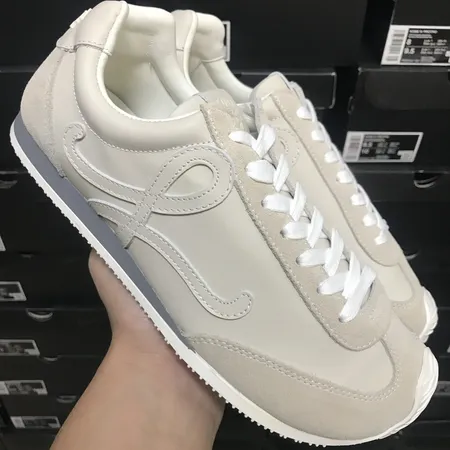 ロエベ カジュアルシューズ