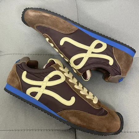 ロエベ カジュアルシューズ