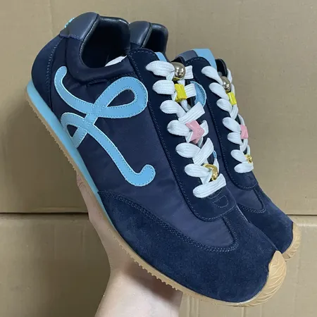 ロエベ カジュアルシューズ