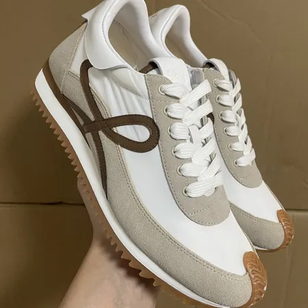 ロエベ カジュアルシューズ