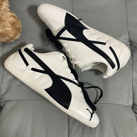 プーマ カジュアルシューズ