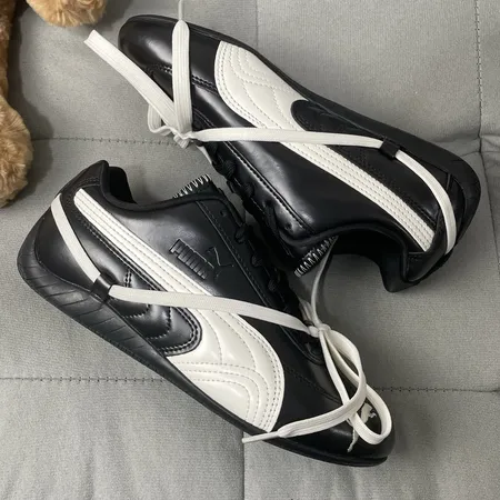 プーマ カジュアルシューズ