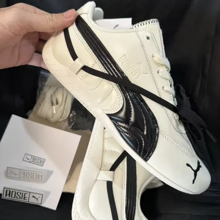 プーマ カジュアルシューズ