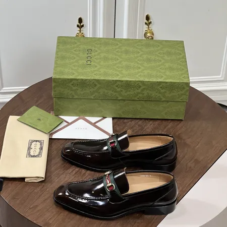 グッチ ビジネスシューズ