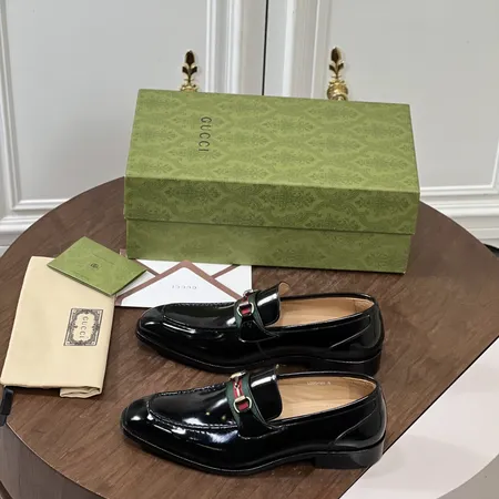 グッチ ビジネスシューズ