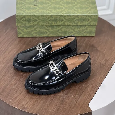 グッチ ビジネスシューズ