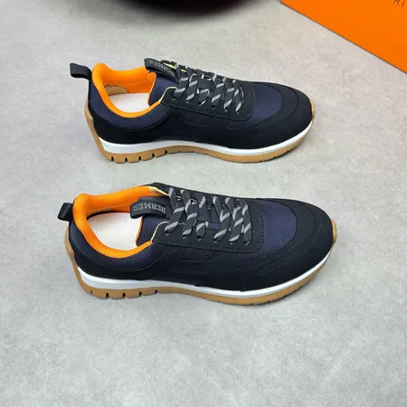 エルメス スニーカー