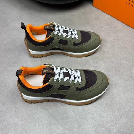 エルメス スニーカー