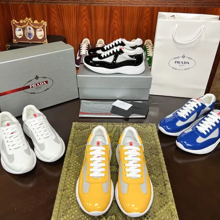 プラダ カジュアルシューズ