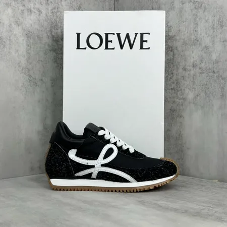 ロエベ スニーカー