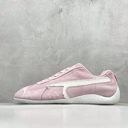 プーマ スニーカー