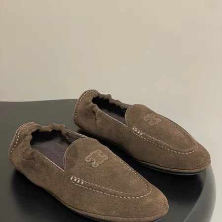 セリーヌ カジュアルシューズ